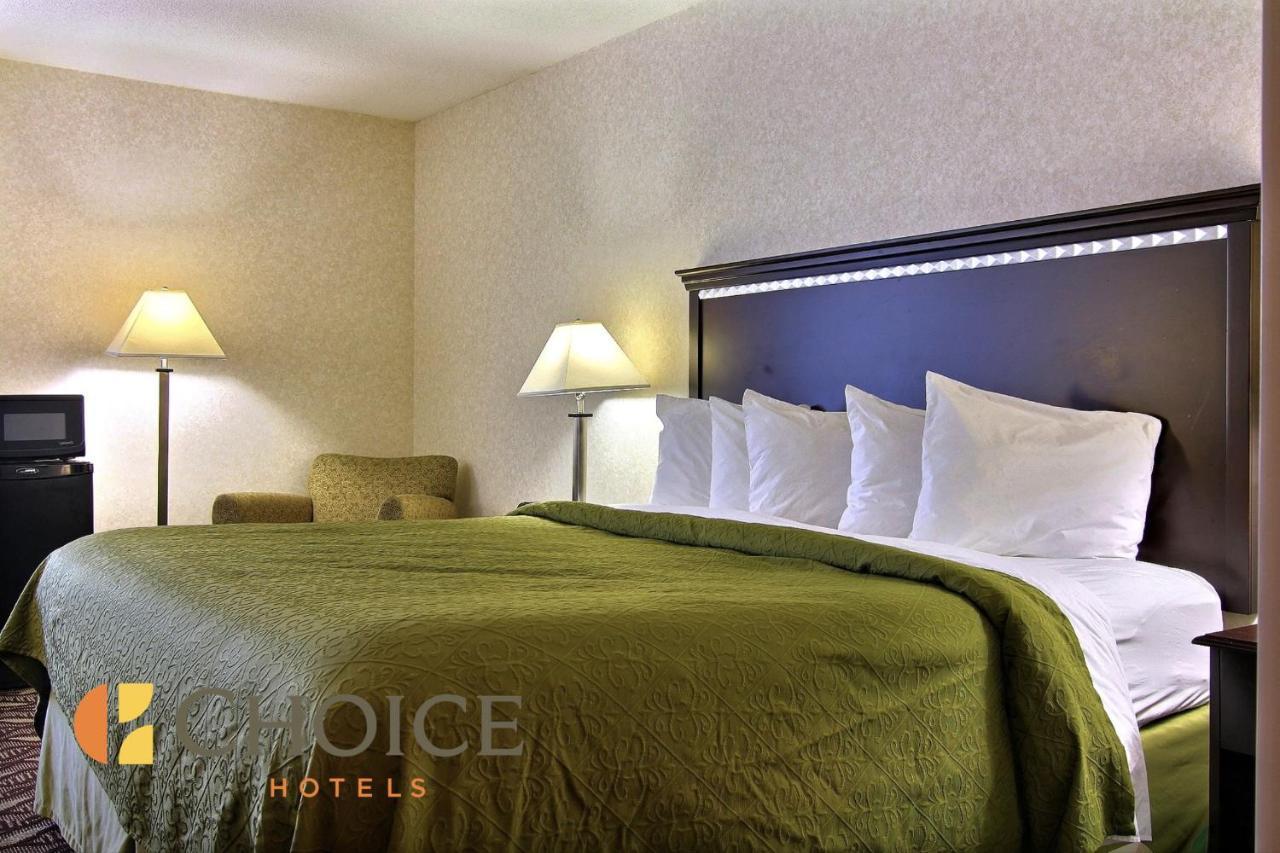 Quality Inn & Suites Mansfield Exterior foto