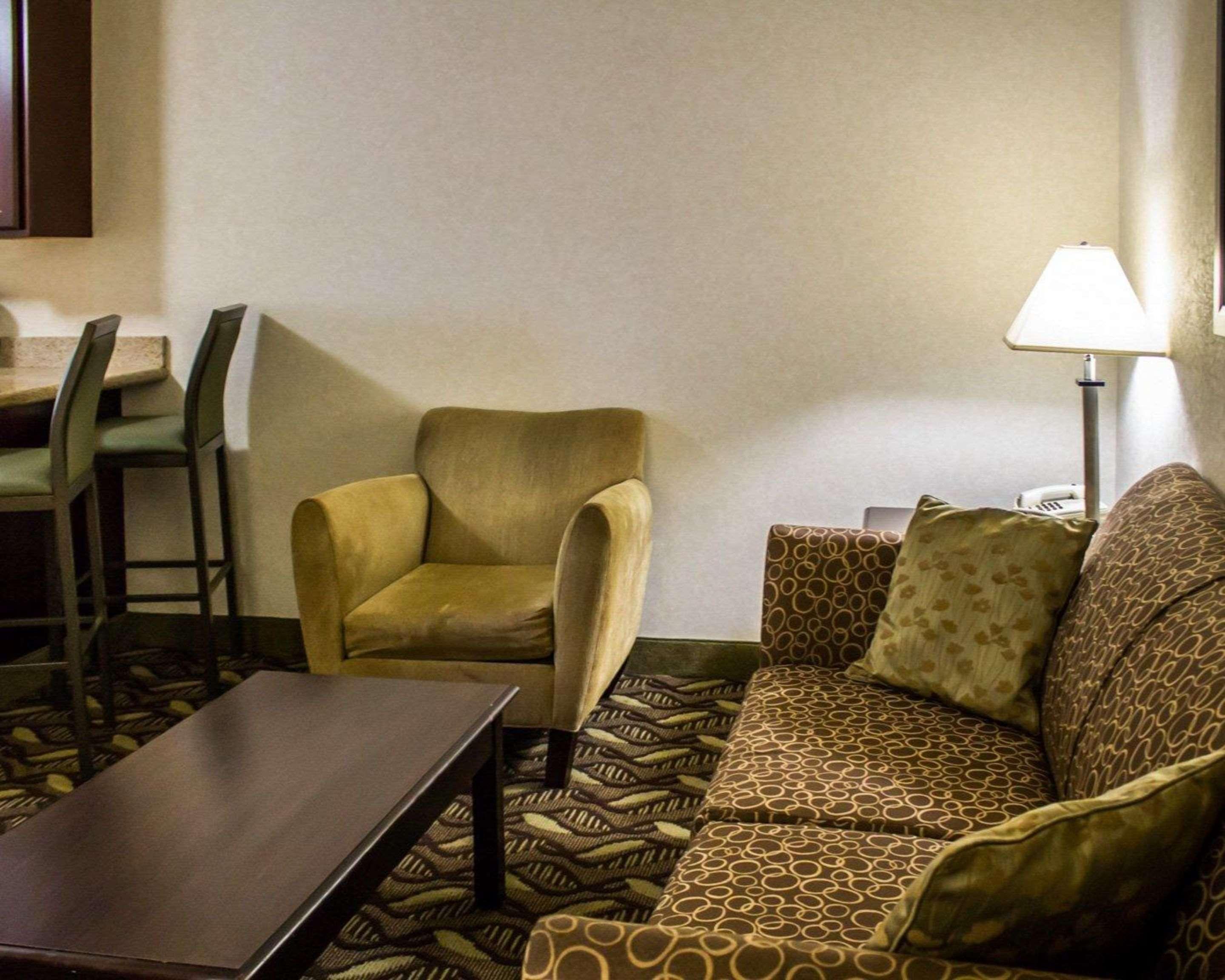 Quality Inn & Suites Mansfield Exterior foto