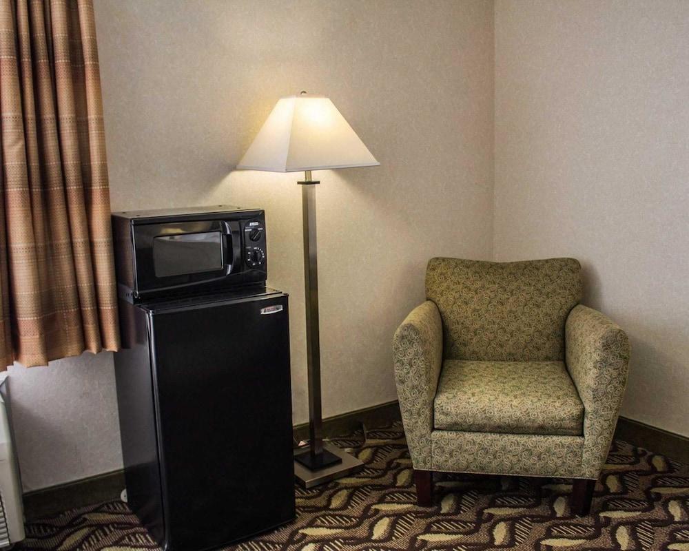 Quality Inn & Suites Mansfield Exterior foto